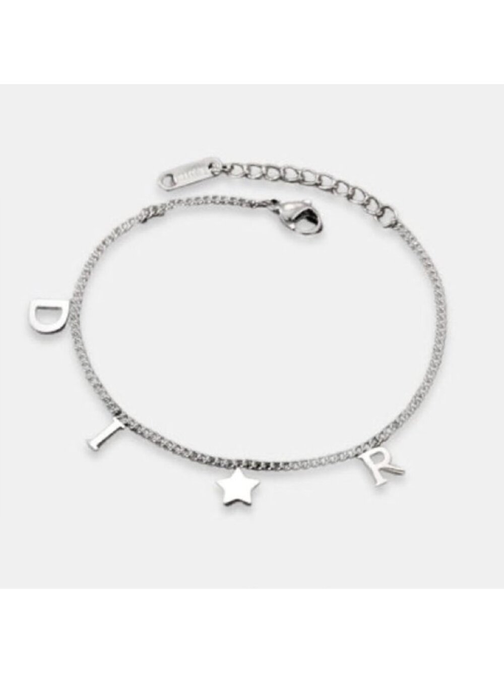 Dainty Star Bracelet Q30